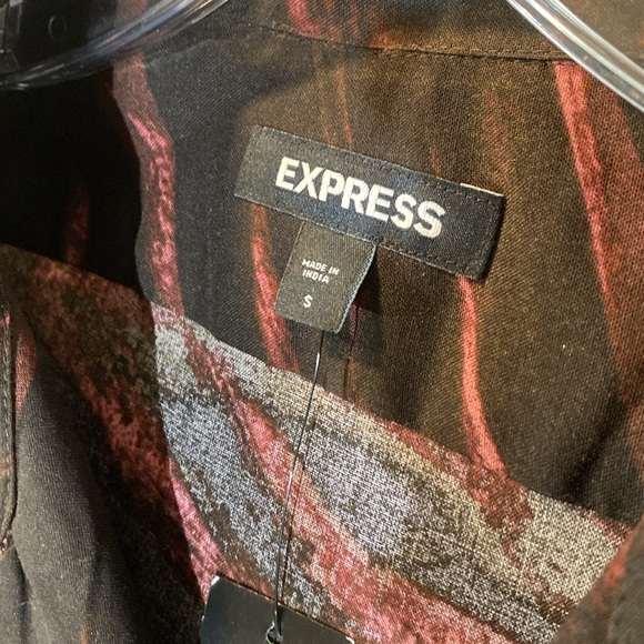 Express Abstract Print Short Sleeve Button Down - Picture 5 of 6